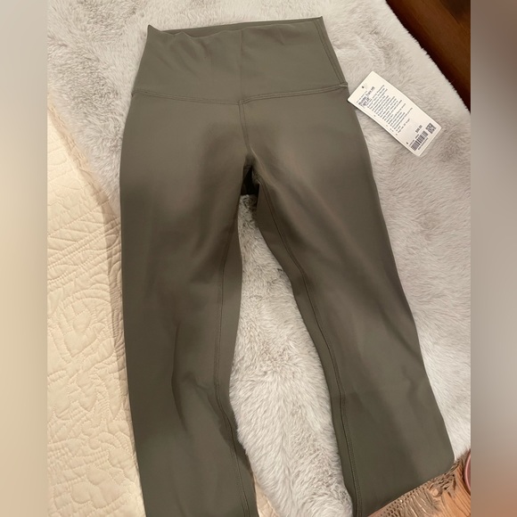 Wunder Train High-Rise Tight 28" - Picture 4 of 7